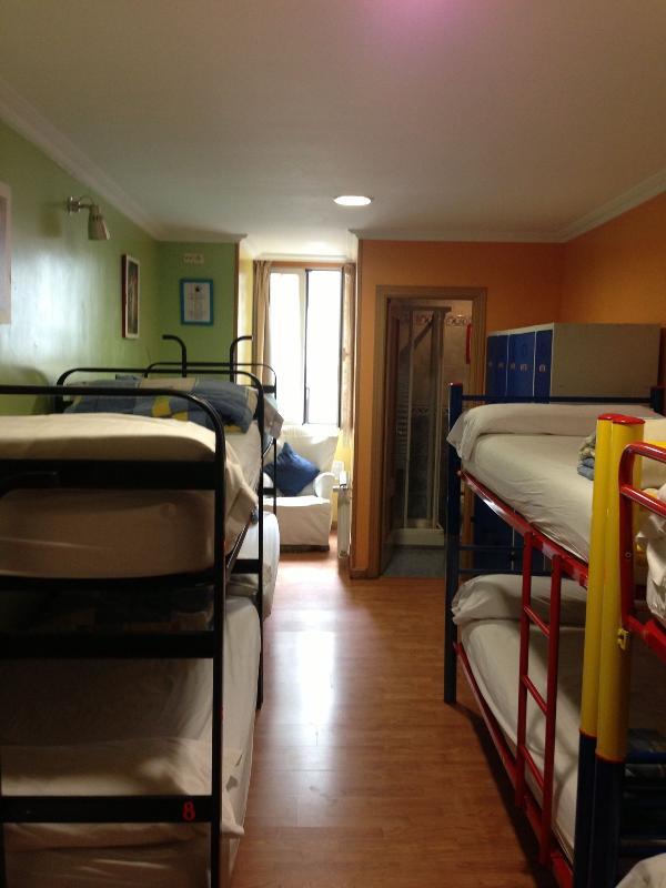 마드리드 Rc 미구엘 앙헬 호스텔 외부 사진 Hostel in Madrid, Spain